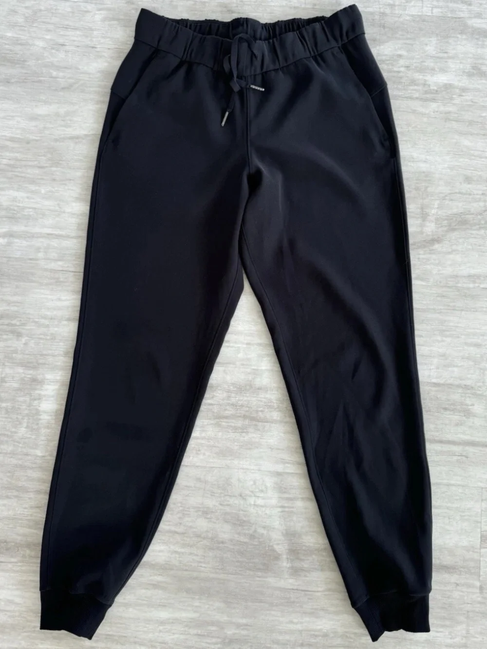 Lululemon On The Fly Jogger Women’s Black Velvet Velour Side Stripe Pants size 6